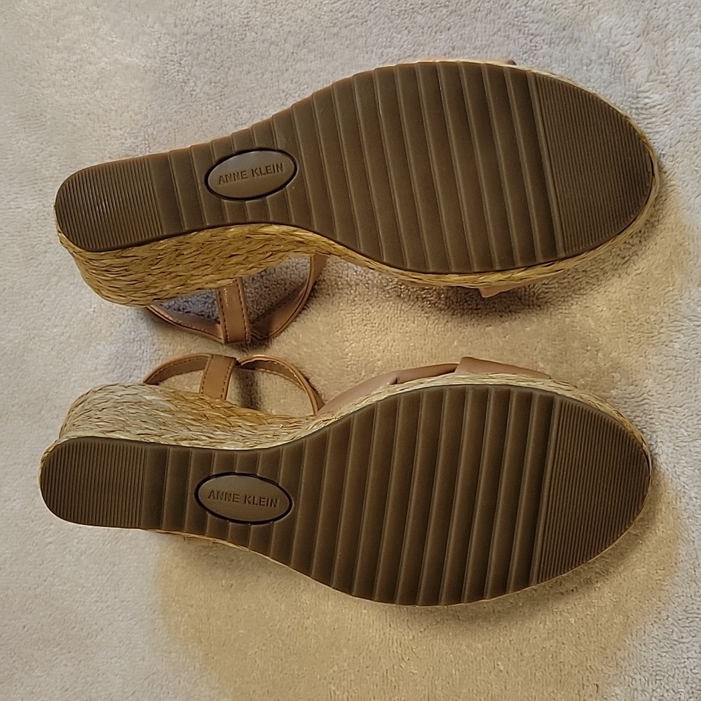 Anne Klein "Wheatley" Women's Nude Espadrille Wedge Sandals, NWT - Picture 8 of 10